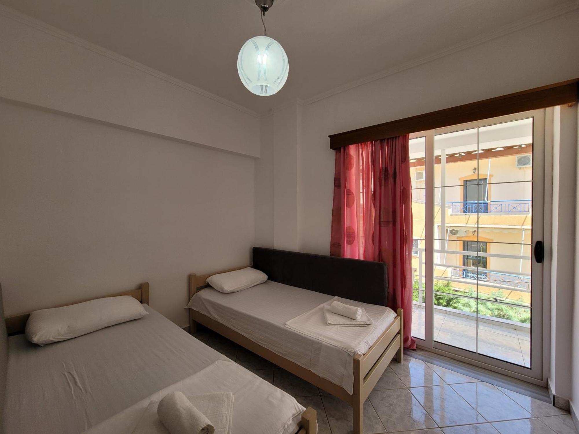 City Center Gjordeni Apartments Ksamil Bagian luar foto