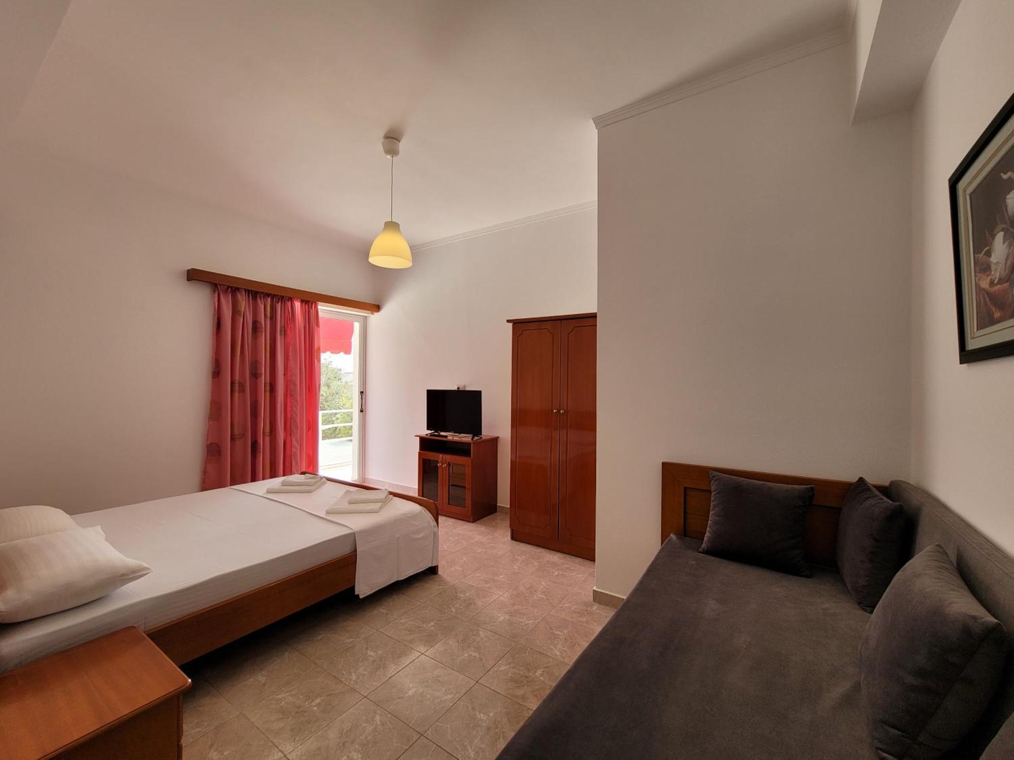 City Center Gjordeni Apartments Ksamil Bagian luar foto