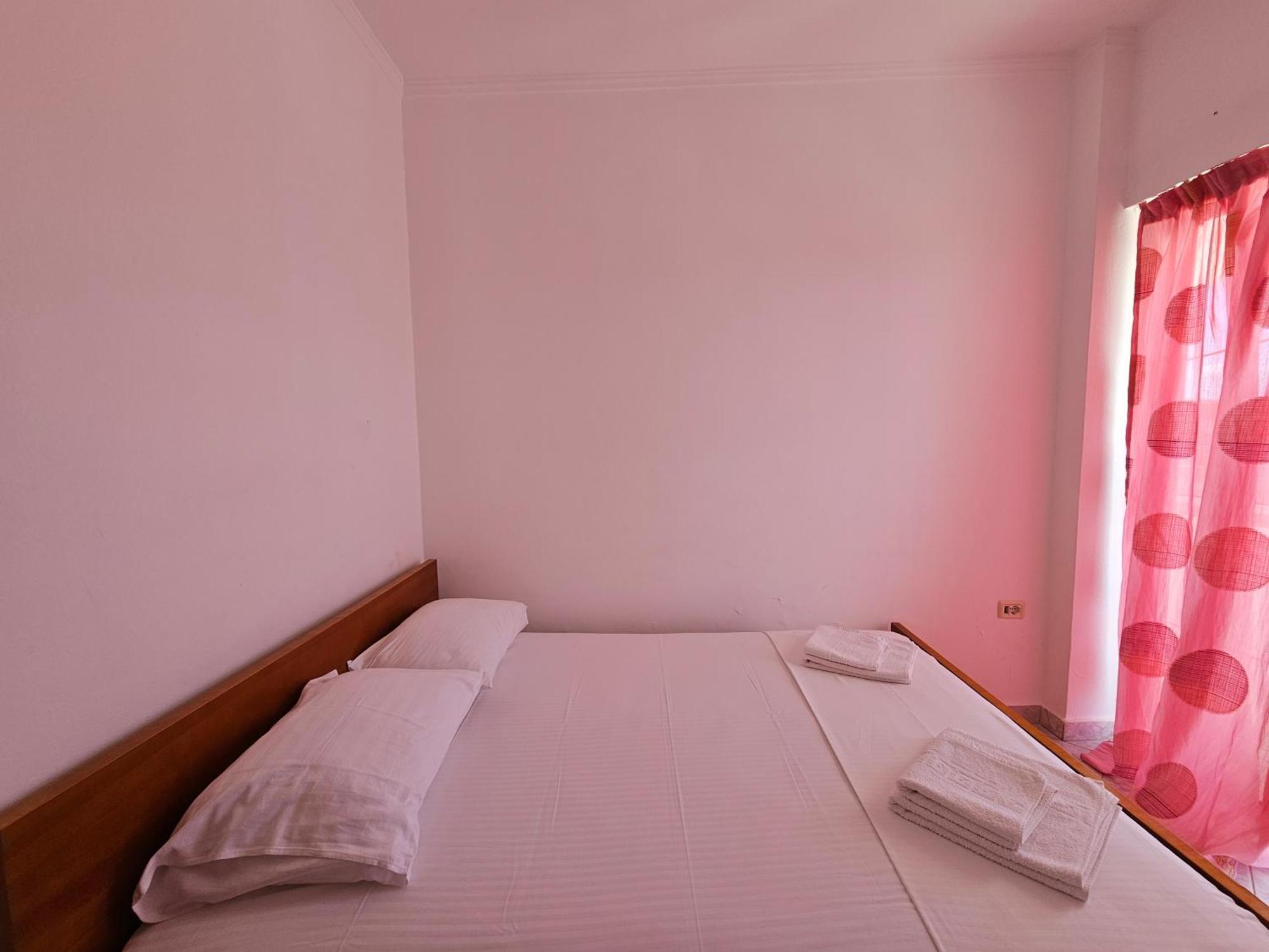 City Center Gjordeni Apartments Ksamil Bagian luar foto